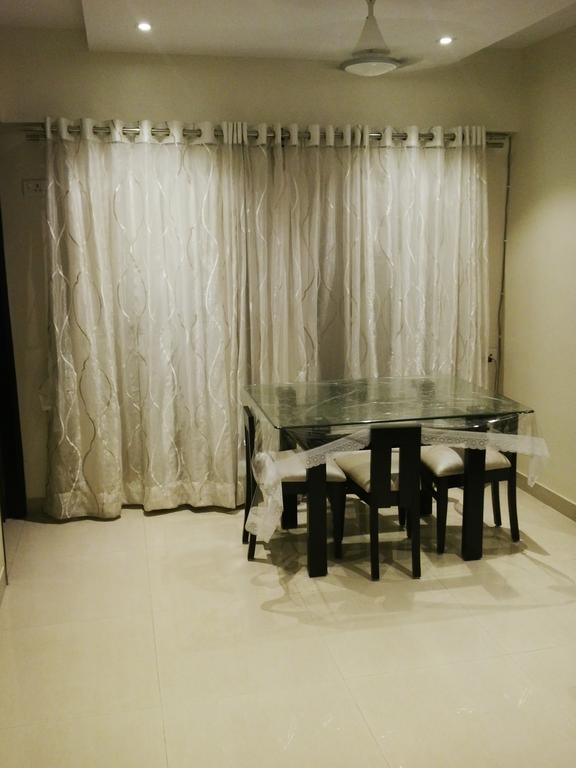 Arista Service Apartments ムンバイ エクステリア 写真