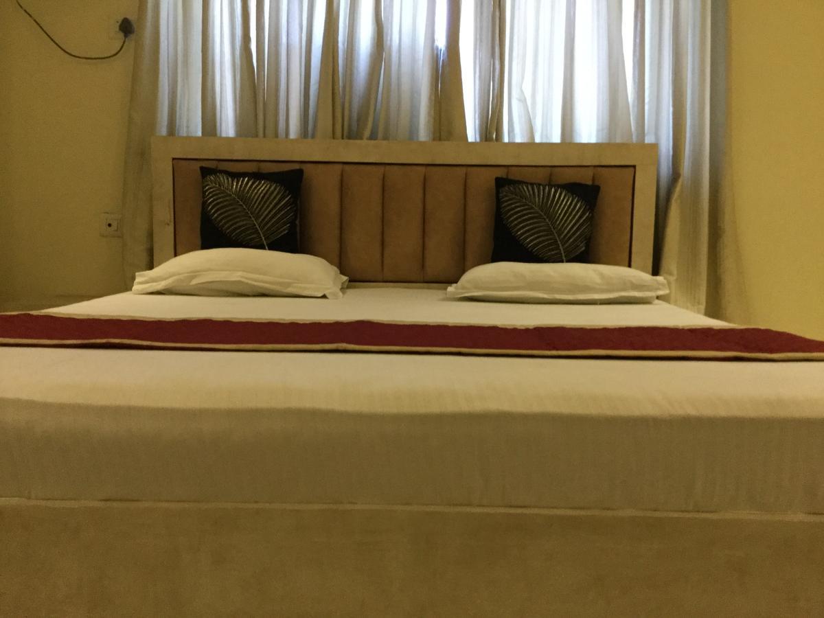Arista Service Apartments ムンバイ エクステリア 写真